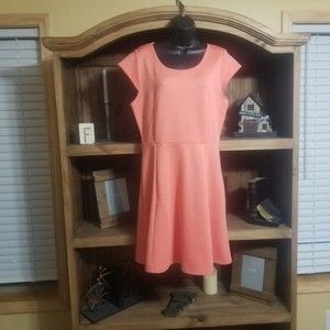 Charlotte Russe XL Coral Sun Dress Keyhole Back Detail